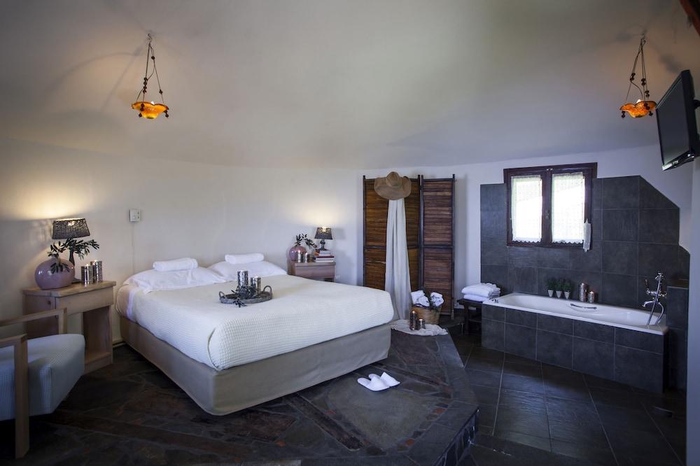 Dohos Boutique Hotel Larissa Esterno foto