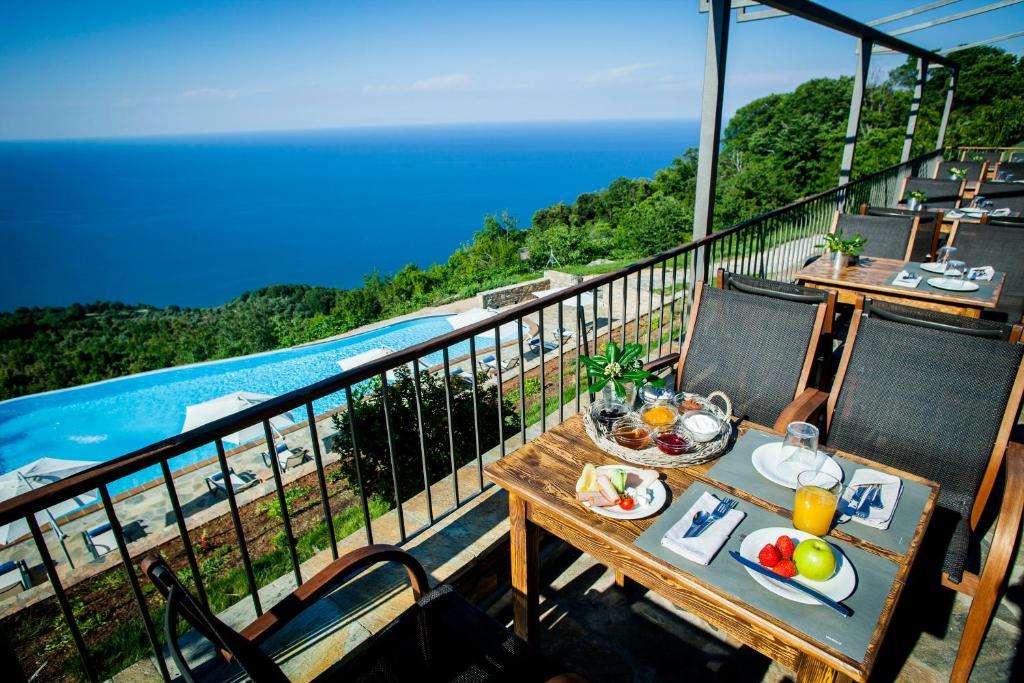 Dohos Boutique Hotel Larissa Esterno foto