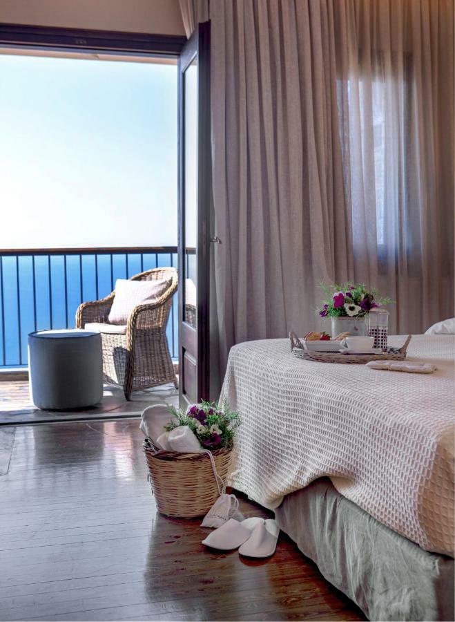 Dohos Boutique Hotel Larissa Esterno foto